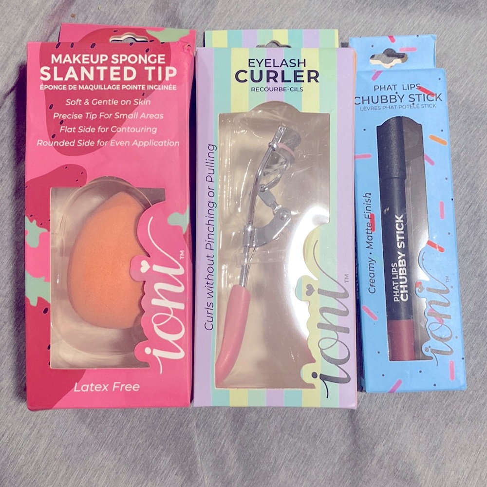 Toni makeup set